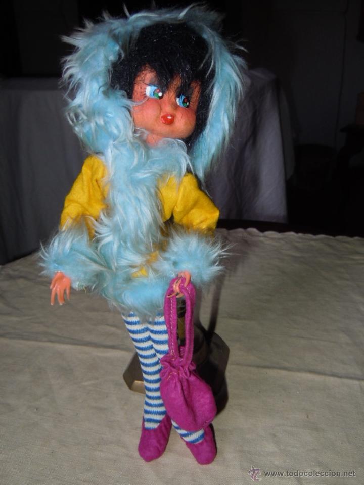 Mu&ntilde;ecas espa&ntilde;olas modernas: MU&Ntilde;ECA DE FIELTRO DE LOS A&Ntilde;OS 60 - Foto 1