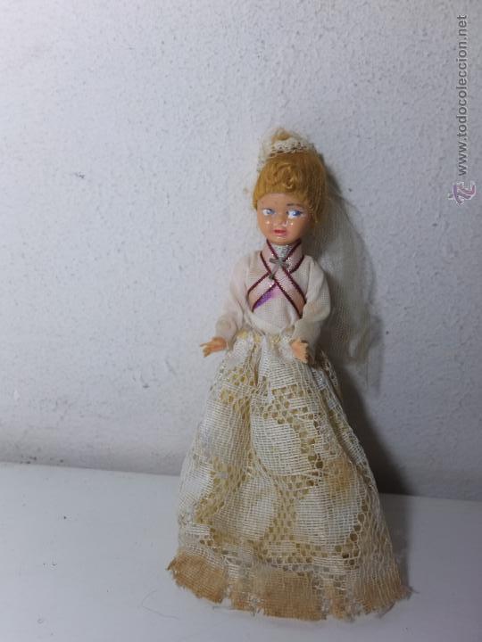 Mu&ntilde;ecas espa&ntilde;olas modernas: antigua mu&ntilde;eca comunion - Foto 1