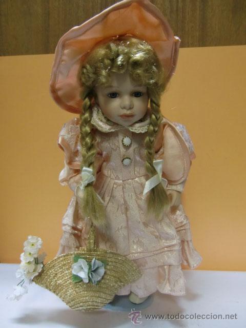 Mu&ntilde;ecas espa&ntilde;olas modernas: Mu&ntilde;eca con vestidos y caja - Foto 7