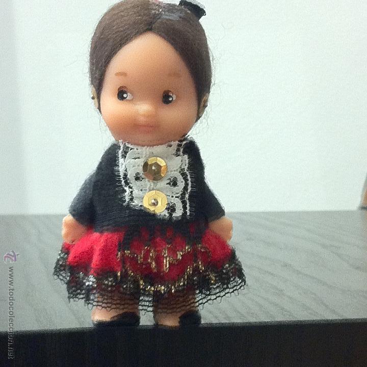 Mu&ntilde;ecas espa&ntilde;olas modernas: MU&Ntilde;ECA CON TRAJE REGIONAL  - TIN TAN. - Foto 1