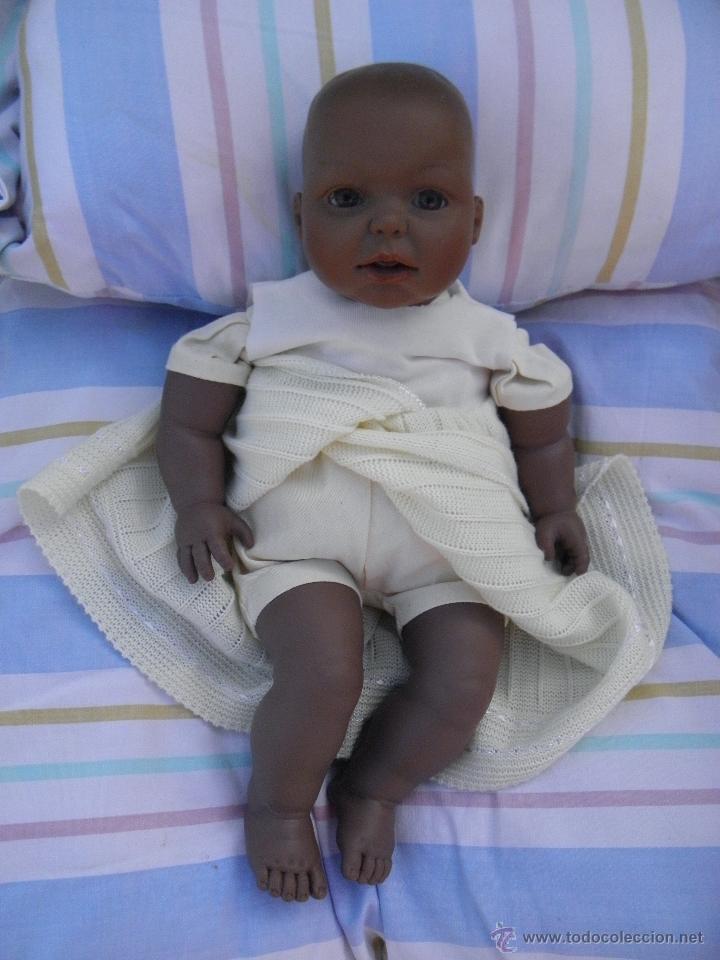 Mu&ntilde;ecas Espa&ntilde;olas Modernas: Antiguo mu&ntilde;eco beb&eacute; negro de Panre Chiquitines, de 34 cm