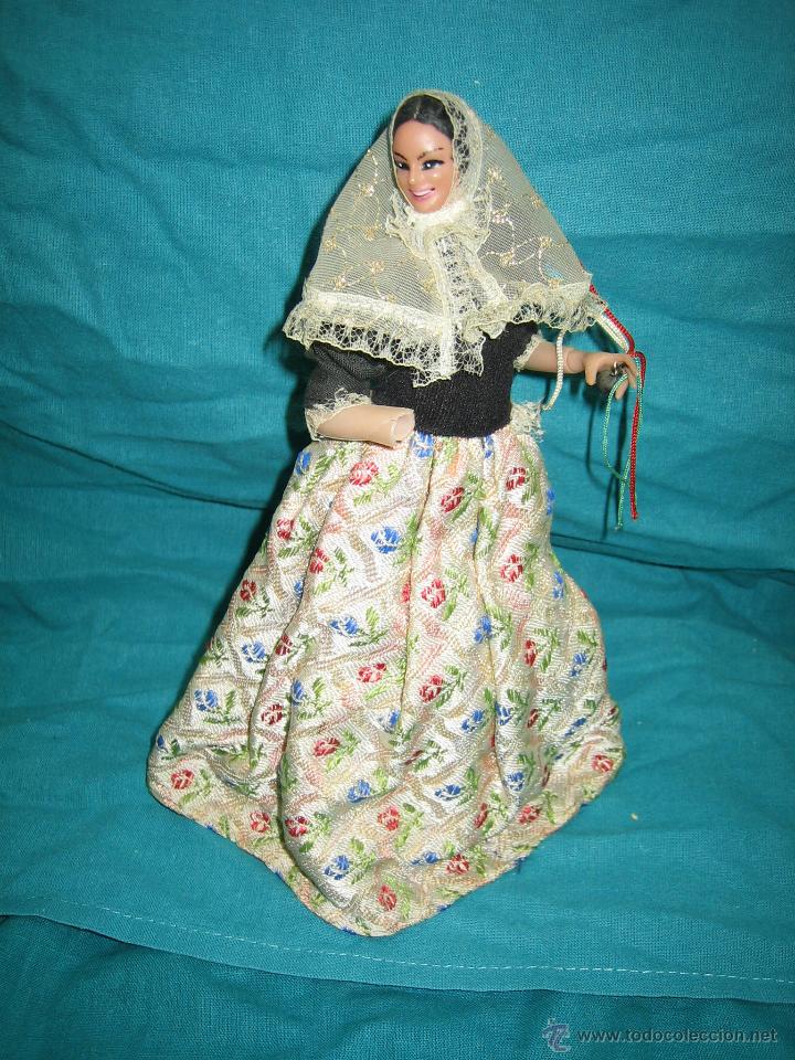 Mu&ntilde;ecas espa&ntilde;olas modernas: Mu&ntilde;eca folcl&oacute;rica. Mide 22 cm - Foto 1