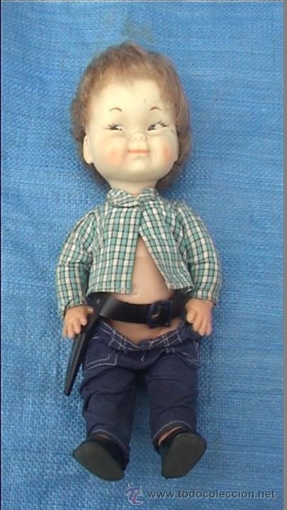 Mu&ntilde;ecas espa&ntilde;olas modernas: MU&Ntilde;ECO PISTOLERO 25CM - Foto 1