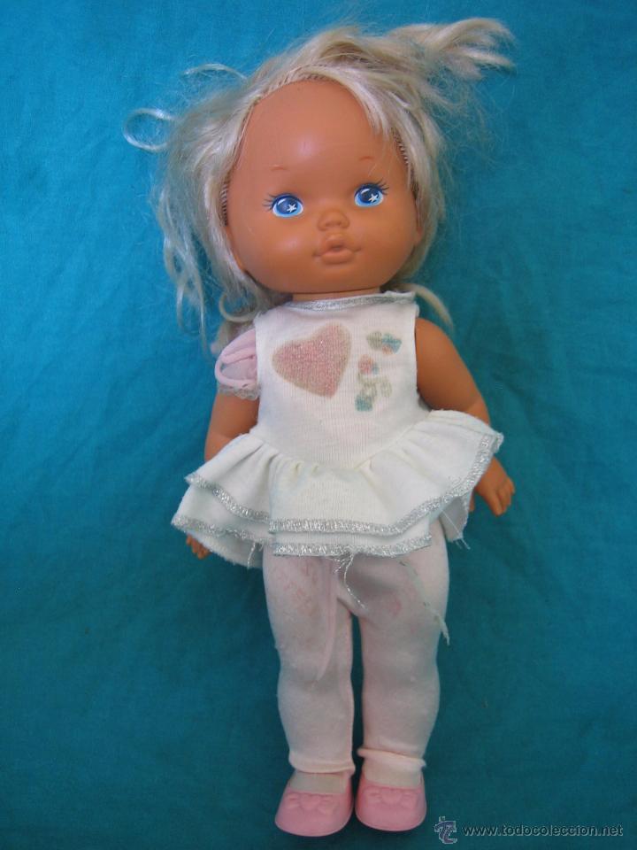 Mu&ntilde;ecas espa&ntilde;olas modernas: Mu&ntilde;eca de Mattel. Mide 34 cm - Foto 2