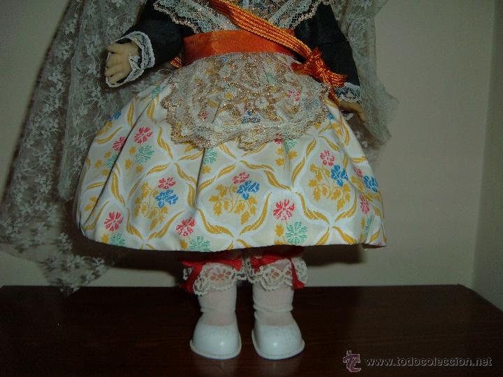 Mu&ntilde;ecas espa&ntilde;olas modernas: Mu&ntilde;eca vestida de Fallera - Foto 3