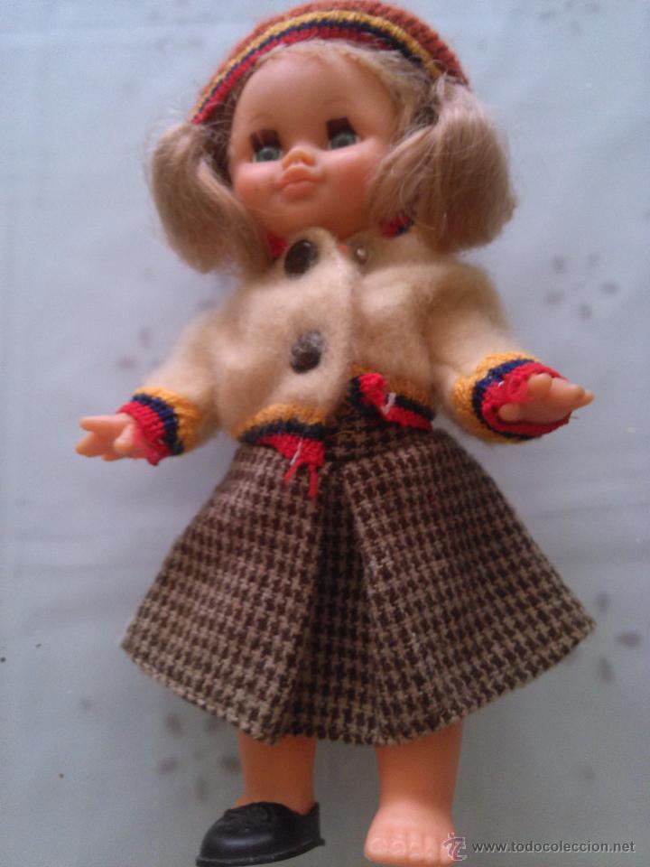 Mu&ntilde;ecas espa&ntilde;olas modernas: mu&ntilde;eca minilazitos - Foto 2