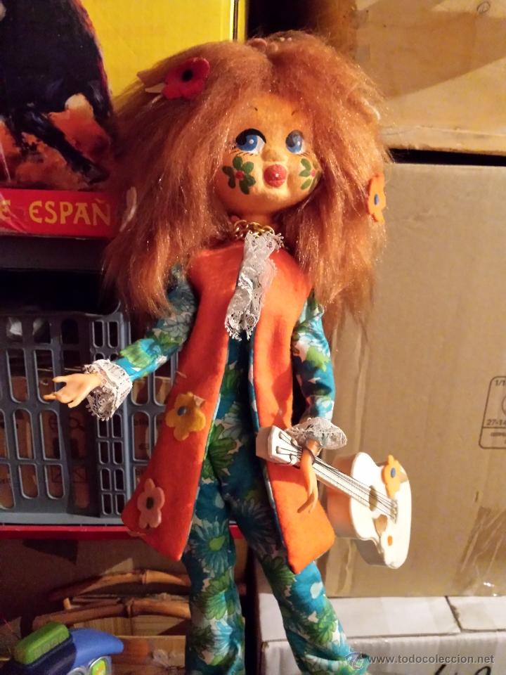 Mu&ntilde;ecas espa&ntilde;olas modernas: MU&Ntilde;ECA DE FIELTRO HIPPIE 1970 - Foto 3