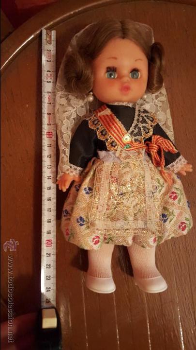 Mu&ntilde;ecas espa&ntilde;olas modernas: Mu&ntilde;eca con traje regional, 23cm aprox. - Foto 2