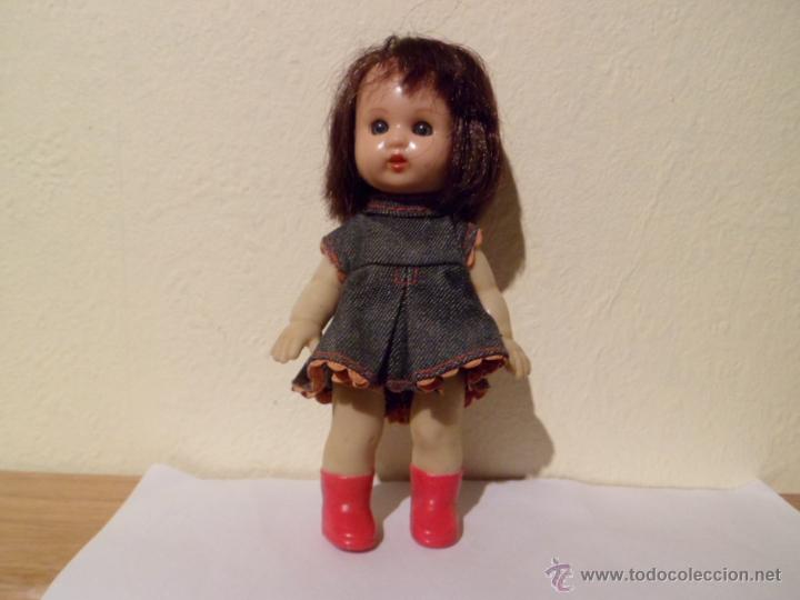 Mu&ntilde;ecas espa&ntilde;olas modernas: MINI MARIQUTA PEREZ 13 CM - Foto 1