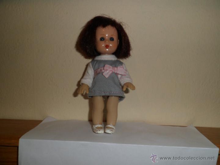 Mu&ntilde;ecas espa&ntilde;olas modernas: MINI MARIQUTA PEREZ 13 CM - Foto 1