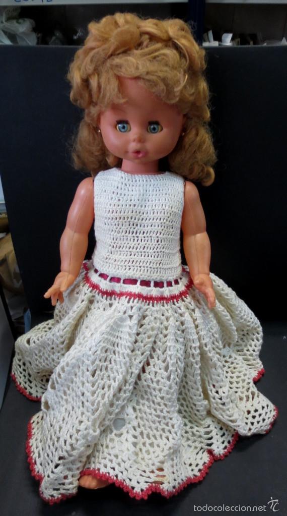 Mu&ntilde;ecas espa&ntilde;olas modernas: MU&Ntilde;ECA RUBIA CON DISCO A&Ntilde;OS 60-70 - Foto 1