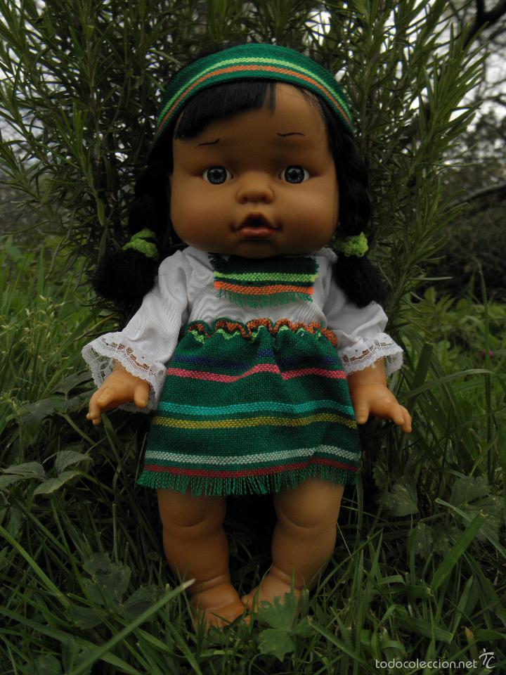 Mu&ntilde;ecas Espa&ntilde;olas Modernas: Antigua mu&ntilde;eca beb&eacute; Latinoamericana de 32 cm