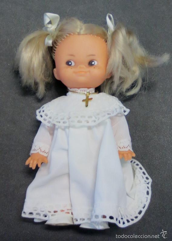 Mu&ntilde;ecas espa&ntilde;olas modernas: MU&Ntilde;ECA PRIMERA COMUNI&Oacute;N A&Ntilde;OS 70-80 - Foto 1