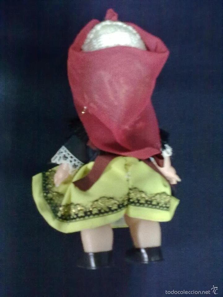 Mu&ntilde;ecas espa&ntilde;olas modernas: MU&Ntilde;ECA TRAJE REGIONAL - Foto 2