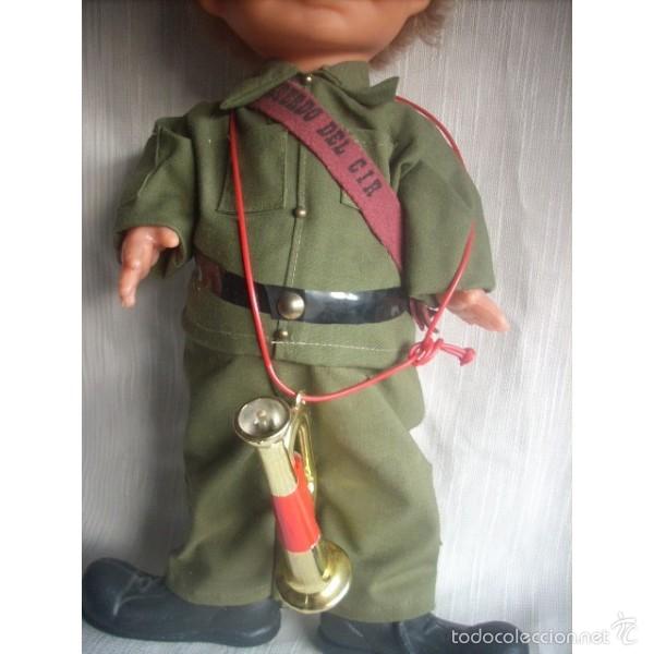 Mu&ntilde;ecas espa&ntilde;olas modernas: Gracioso mu&ntilde;eco militar, con el uniforme del ej&eacute;rcito de tierra - Foto 2