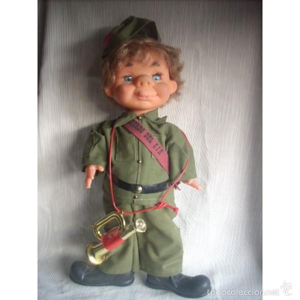 Mu&ntilde;ecas espa&ntilde;olas modernas: Gracioso mu&ntilde;eco militar, con el uniforme del ej&eacute;rcito de tierra - Foto 4