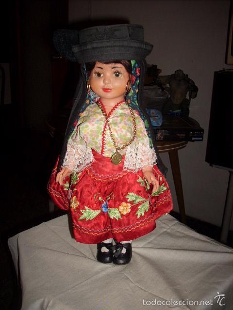 Mu&ntilde;ecas espa&ntilde;olas modernas: Mu&ntilde;eca con traje t&iacute;pico - Foto 1