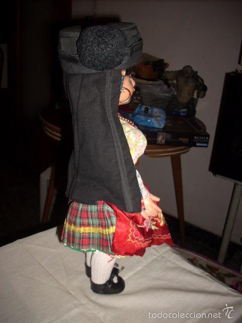 Mu&ntilde;ecas espa&ntilde;olas modernas: Mu&ntilde;eca con traje t&iacute;pico - Foto 7