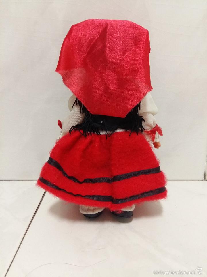 Mu&ntilde;ecas espa&ntilde;olas modernas: Mu&ntilde;eca regional Gallega Roselly - Foto 2