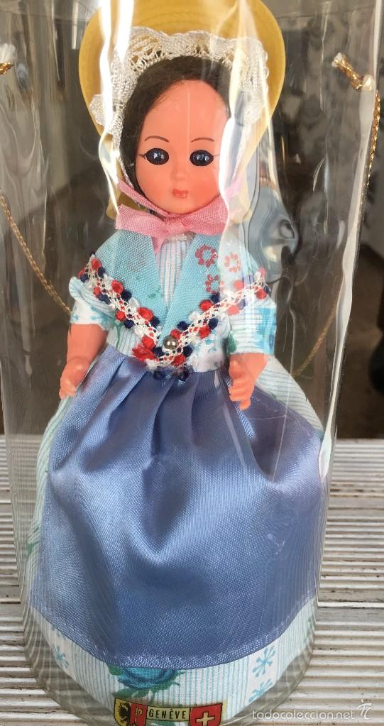 Mu&ntilde;ecas espa&ntilde;olas modernas: mu&ntilde;eca tipica suiza - Foto 1