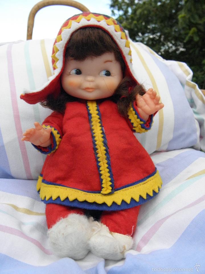 Poup&eacute;es Espagnoles Modernes: Antigua mu&ntilde;eca Pillina esquimal Silqui de los a&ntilde;os 60
