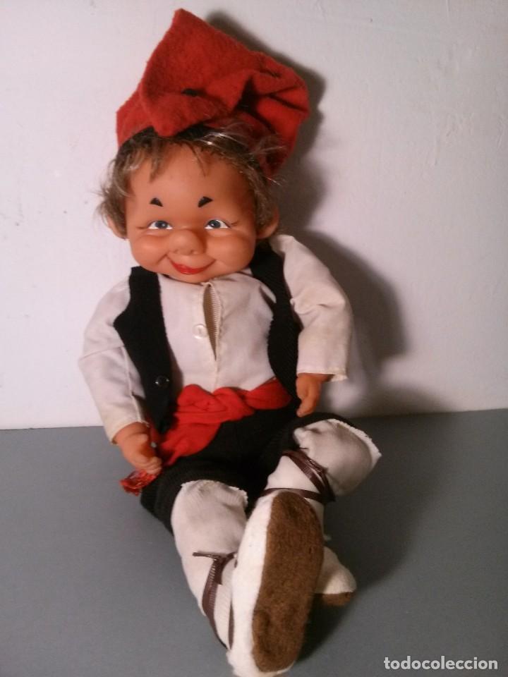Mu&ntilde;ecas espa&ntilde;olas modernas: mu&ntilde;eco de goma regional - Foto 2