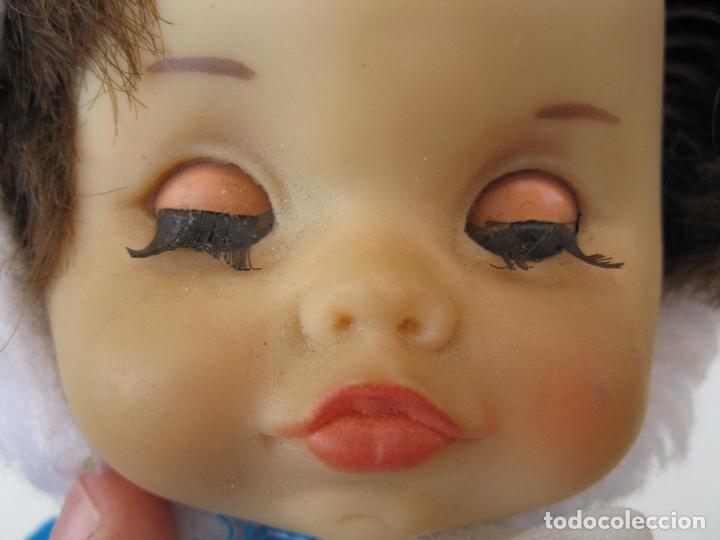 Mu&ntilde;ecas espa&ntilde;olas modernas: MU&Ntilde;ECA DE PL&Aacute;STICO DE LOS A&Ntilde;OS 70. - Foto 3