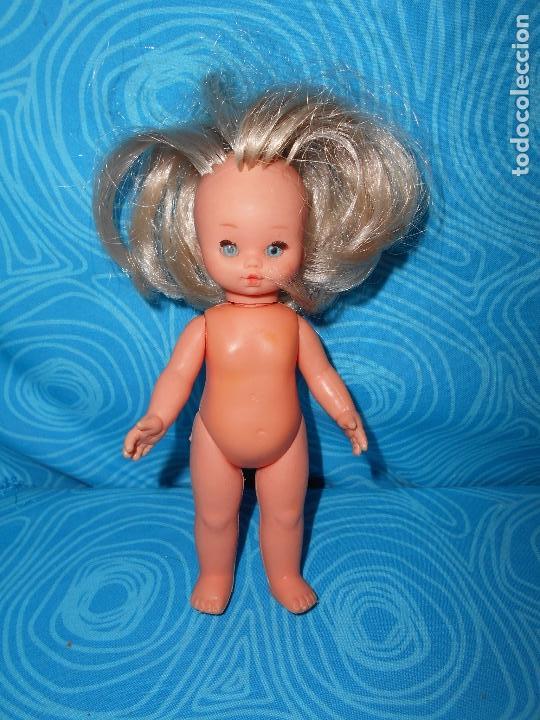 Mu&ntilde;ecas espa&ntilde;olas modernas: ALINA, LA MU&Ntilde;ECA QUE CAMINA, RUBIA ( REF 3 ) - Foto 1