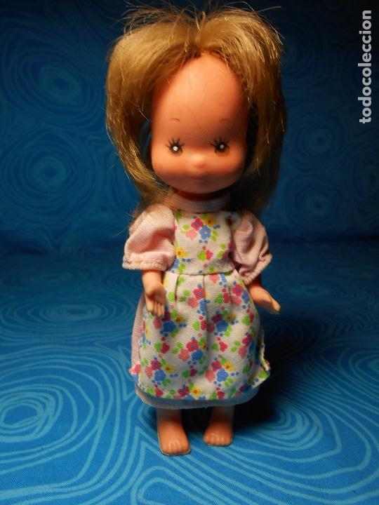 Mu&ntilde;ecas espa&ntilde;olas modernas: LAURA DE LAS MONTA&Ntilde;AS, RUBIA, ( REF 2 ) - Foto 1