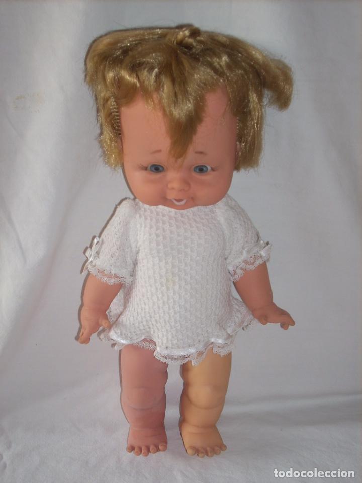 Mu&ntilde;ecas espa&ntilde;olas modernas: Mu&ntilde;eca Pebbles, de Novo Gama - Foto 1