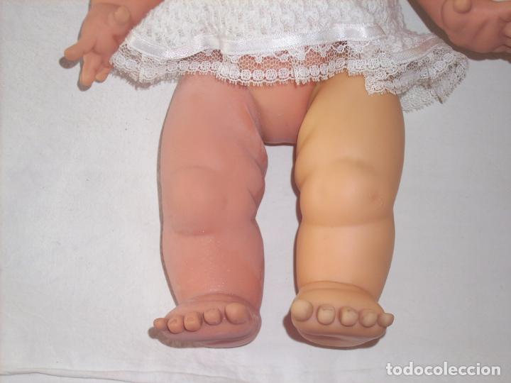 Mu&ntilde;ecas espa&ntilde;olas modernas: Mu&ntilde;eca Pebbles, de Novo Gama - Foto 4