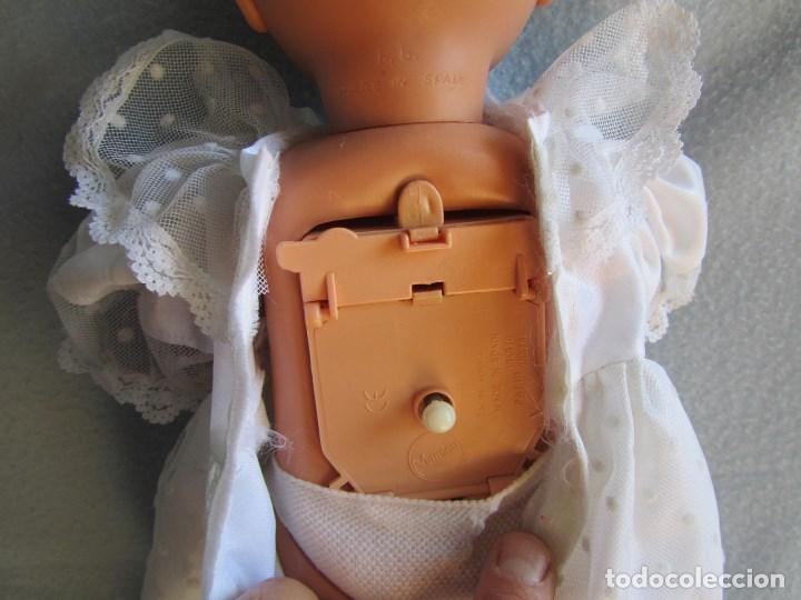 Mu&ntilde;ecas espa&ntilde;olas modernas: Mu&ntilde;eca habladora BB comuni&oacute;n funcionando - Foto 12