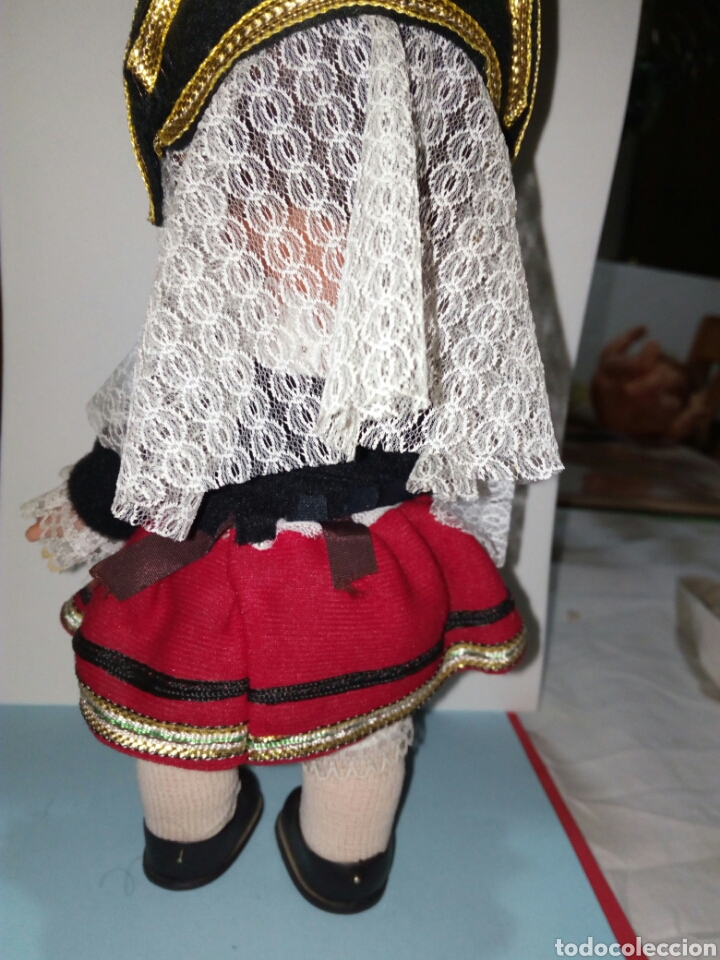 Mu&ntilde;ecas espa&ntilde;olas modernas: MU&Ntilde;ECA DE GOMA VESTIDA DE ASTURIANA - Foto 2