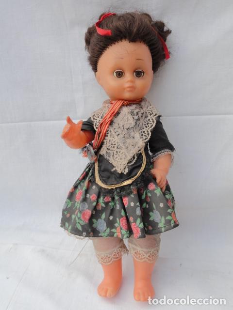 Mu&ntilde;ecas espa&ntilde;olas modernas: MU&Ntilde;ECA DE PL&Aacute;STICO CON TRAJE T&Iacute;PICO ESPA&Ntilde;OL. - Foto 1
