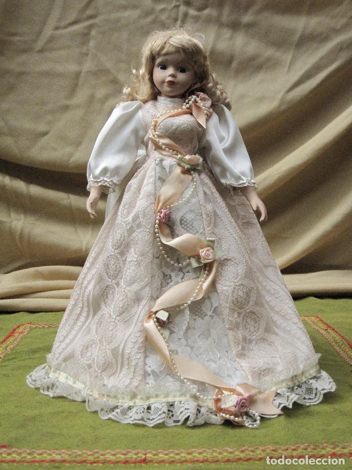 Bambole Spagnole Moderne: MU&Ntilde;ECA CARA DE PORCELANA Y CUERPO DE TRAPO. 46 CMS. ALTURA.