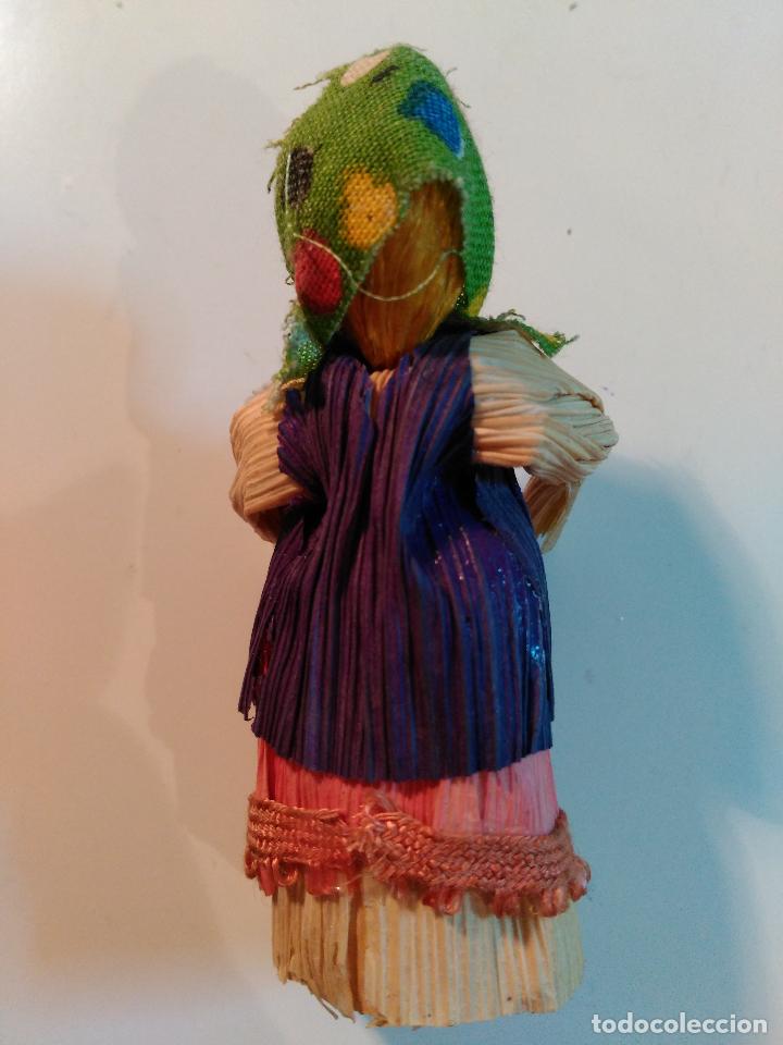 Mu&ntilde;ecas espa&ntilde;olas modernas: MU&Ntilde;ECA PEQUE&Ntilde;A DE PAJA, CON TRAJE TIPICO - Foto 2