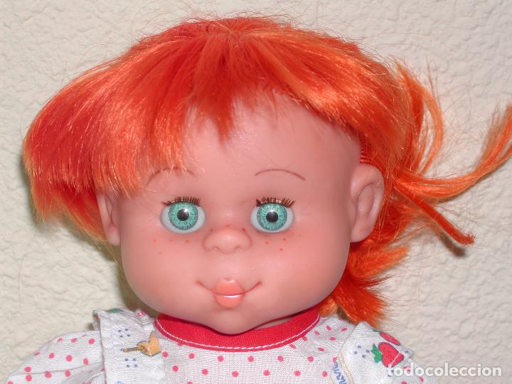 Mu&ntilde;ecas espa&ntilde;olas modernas: Mu&ntilde;eca POCAS PECAS de FEBER. - Foto 2