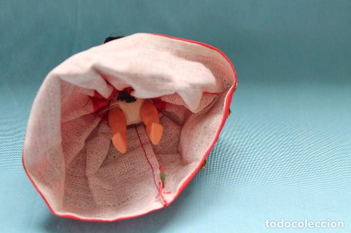 Mu&ntilde;ecas espa&ntilde;olas modernas: MU&Ntilde;ECA CELULOIDE CON TRAJE TIPICO-unida con gomas-Vintage - Foto 4