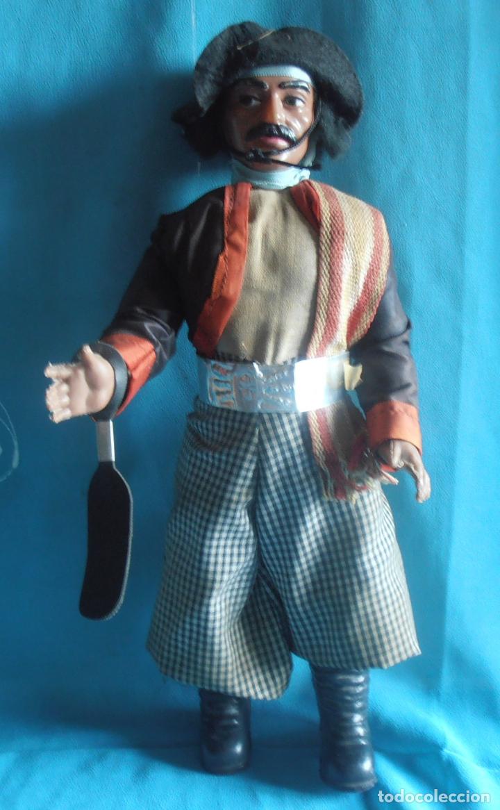 Mu&ntilde;ecas espa&ntilde;olas modernas: MU&Ntilde;ECO DE PLASTICO DE GAUCHO ARGENTINO - Foto 2