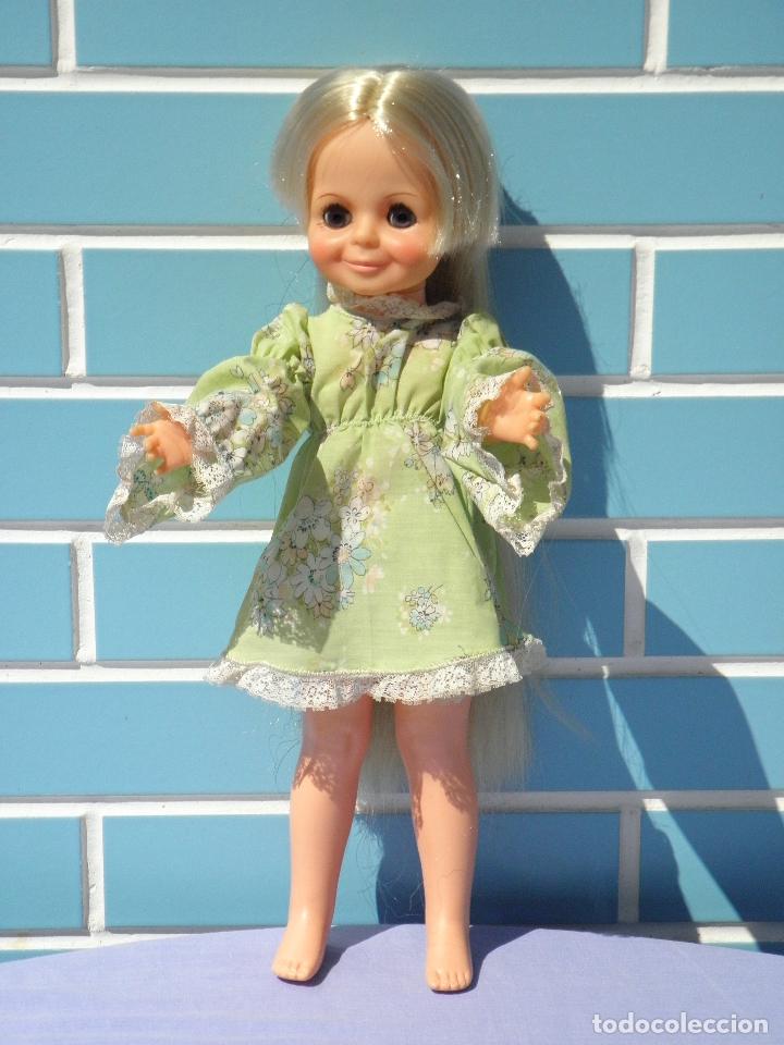 Mu&ntilde;ecas Espa&ntilde;olas Modernas: Mu&ntilde;eca antigua Crissy Velvet de Ideal Toy, de Estados Unidos de 40 cm