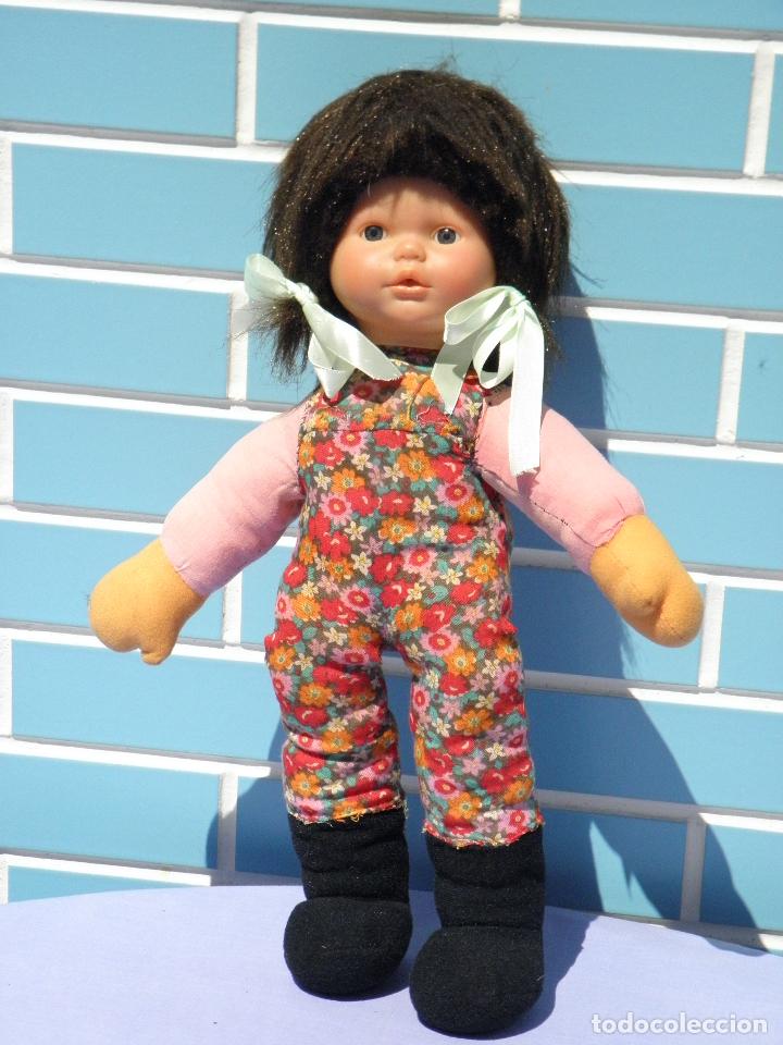 Mu&ntilde;ecas espa&ntilde;olas modernas: Mu&ntilde;eca antigua esquimal de 47 cm - Foto 3