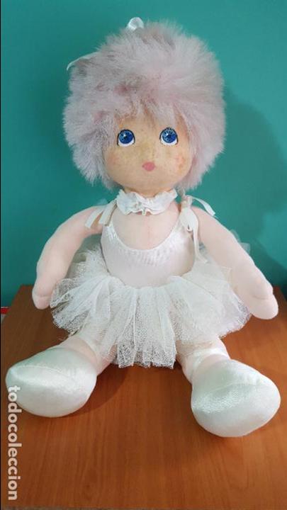 Mu&ntilde;ecas espa&ntilde;olas modernas: Mu&ntilde;eca de trapo y fieltro bailarina - Foto 1
