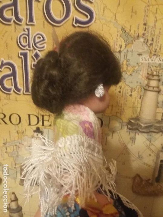 Mu&ntilde;ecas espa&ntilde;olas modernas: Antigua mu&ntilde;eca vestida de regional - Foto 6