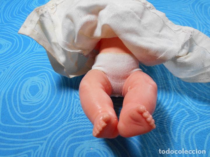 Mu&ntilde;ecas espa&ntilde;olas modernas: PEQUE&Ntilde;A MU&Ntilde;ECA MARCA JESMAR, MIDE 24 CM - Foto 5
