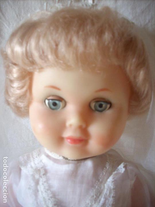Mu&ntilde;ecas espa&ntilde;olas modernas: Mu&ntilde;eca de comuni&oacute;n - Foto 1