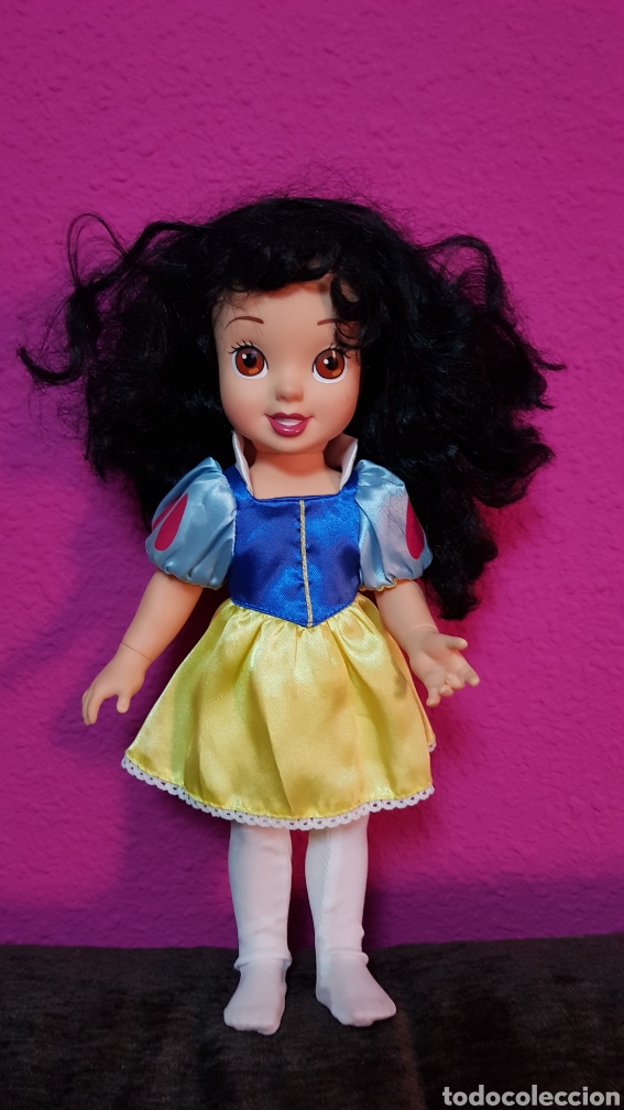 muñeca de blancanieves