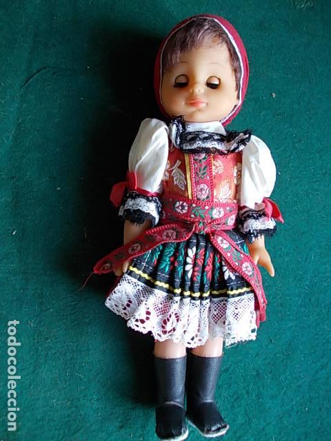 Mu&ntilde;ecas espa&ntilde;olas modernas: Mu&ntilde;eca antigua regional - Foto 1