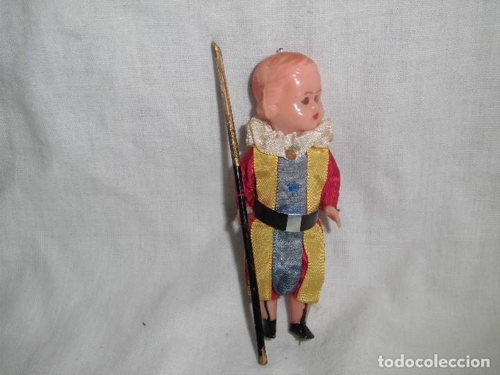 Mu&ntilde;ecas espa&ntilde;olas modernas: ANTIGUO MU&Ntilde;ECO DE CELULOIDE - Foto 1