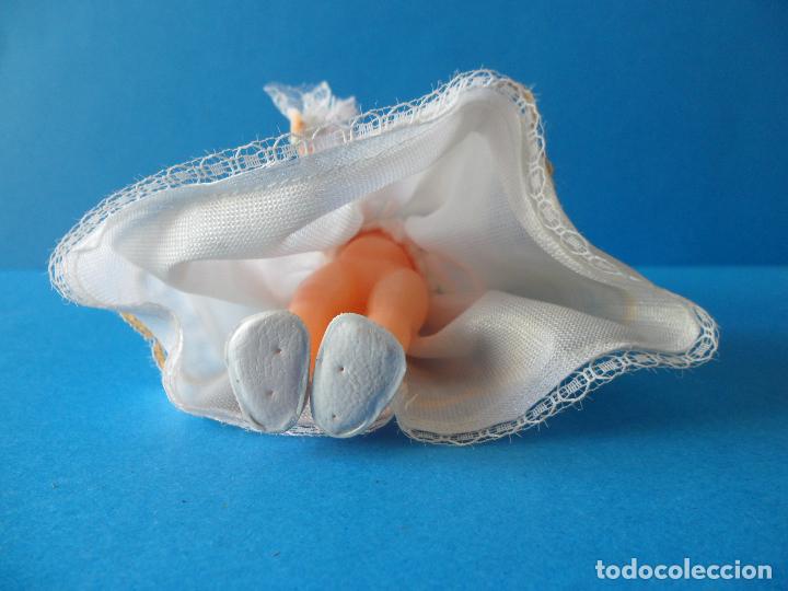 Mu&ntilde;ecas espa&ntilde;olas modernas: Peque&ntilde;a mu&ntilde;eca de Primera Comuni&oacute;n - Foto 6