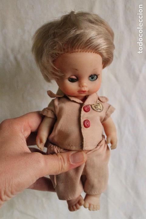 Mu&ntilde;ecas espa&ntilde;olas modernas: MINI MOCOSETE SAFARI ropa original - Foto 4
